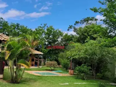 Casa de Condomínio com 3 quartos em Cond. Vale do Luar