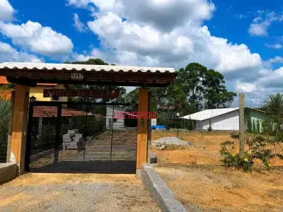 Casa de Condomínio com 3 quartos em Cond. Aldeia da Jaguara