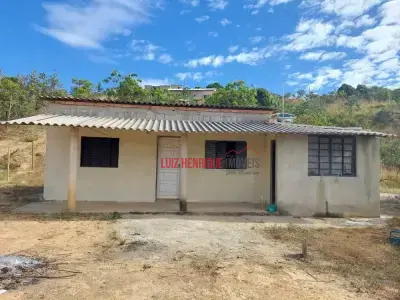 Casa com 2 quartos em Campo Alegre