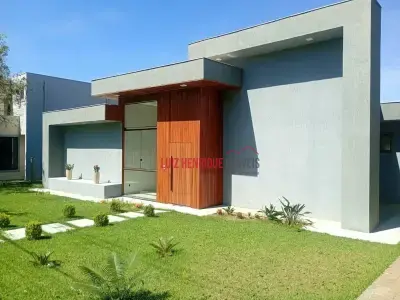 Casa de Condomínio com 3 quartos em Cond. Recanto do Beija Flor