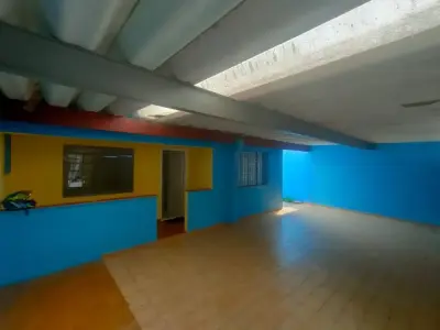 Casa com 3 quartos em Jardim Orly