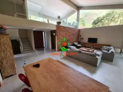 Casa com 4 quartos em Retiro do Chalé, Brumadinho - 580m²