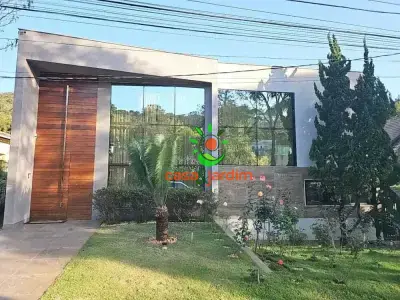 Casa com 5 quartos em Retiro do Chalé, Brumadinho - 400m²