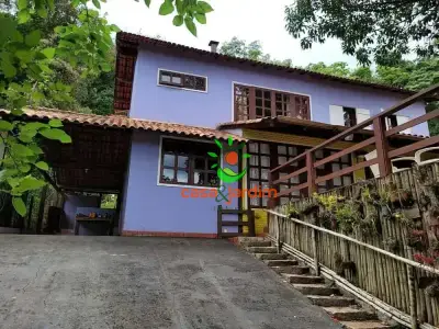 Casa com 4 quartos em Retiro do Chalé, Brumadinho - 250m²
