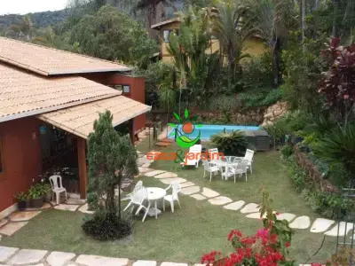 Casa com 4 quartos em Retiro do Chalé, Brumadinho - 350m²