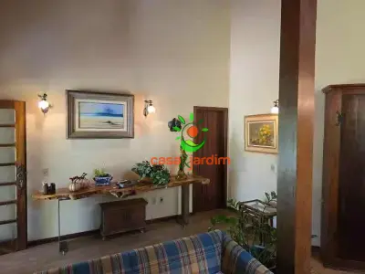 Casa com 4 quartos em Retiro do Chalé, Brumadinho - 380m²