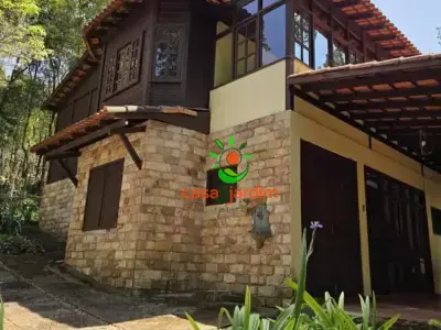 Casa com 4 quartos em Retiro do Chalé, Brumadinho - 250m²