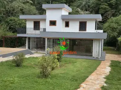 Casa com 4 quartos em Retiro do Chalé, Brumadinho - 350m²