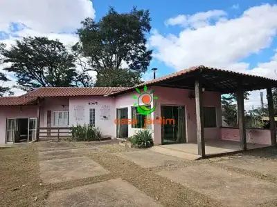 Chácara com 2 quartos em Vila dos Pintinhos, Brumadinho - 120m²