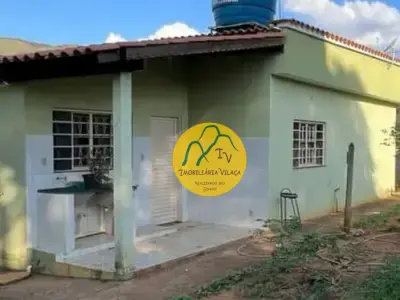 Chácara com 3 quartos em Ribeirãozinho, Luminárias - 120m²
