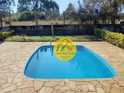 Sítio com 3 quartos em Zona Rural, Luminárias - 300m²