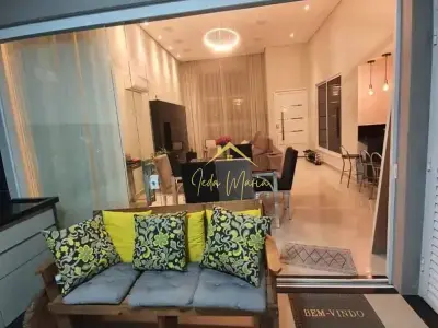 Casa de Condomínio com 3 quartos em Jardim Bréscia