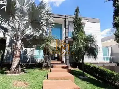 Casa de Condomínio com 6 quartos em Jardim Santa Rita