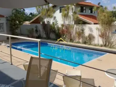 Chácara com 4 quartos em Terras de Itaici