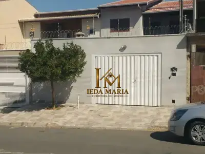 Sobrado com 3 quartos em Jardim Hubert
