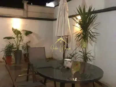 Casa de Condomínio com 3 quartos em Jardins do Império