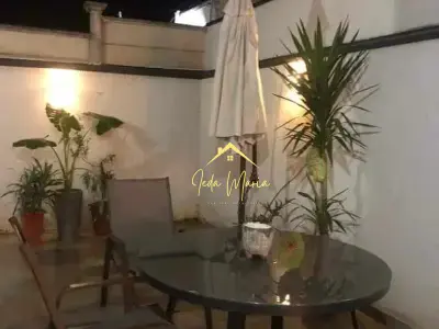 Casa de Condomínio com 3 quartos em Jardins do Império