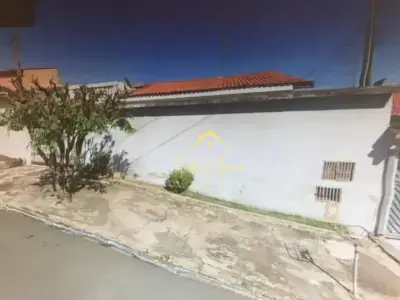 Casa com 2 quartos em Parque São Lourenço