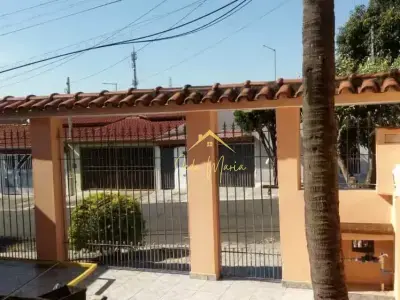 Casa com 2 quartos em Jardim Morada do Sol