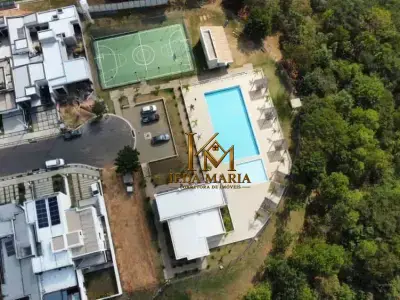 Sobrado com 3 quartos em Jardim Bréscia
