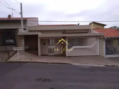 Casa com 3 quartos em Jardim Moacyr Arruda