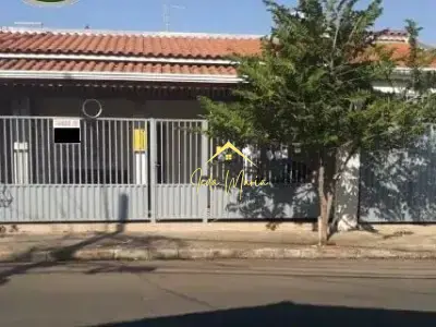 Casa com 3 quartos em Vila Furlan