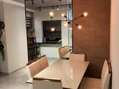 Apartamento com 3 quartos em Jardim Santiago