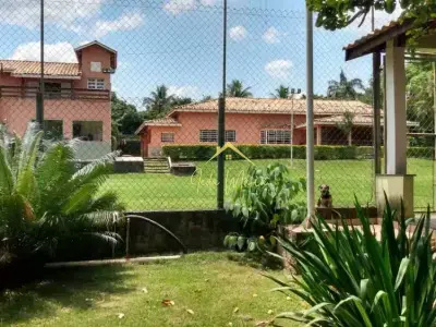 Chácara com 5 quartos em Vale das Laranjeiras