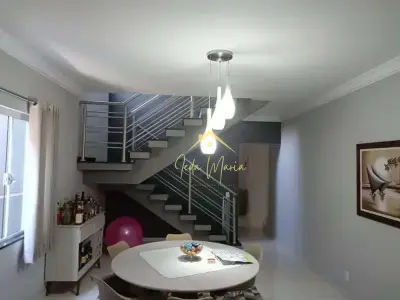 Sobrado com 3 quartos em Jardim São Francisco