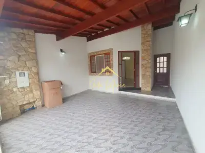 Casa com 3 quartos em Jardim do Valle II