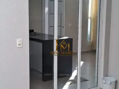 Casa de Condomínio com 3 quartos em Jardim Park Real