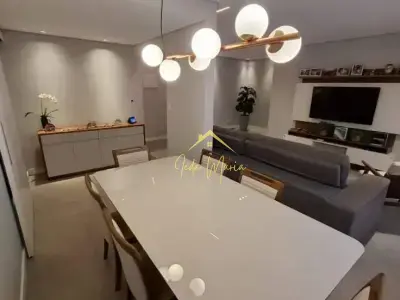 Apartamento com 3 quartos em Embaré