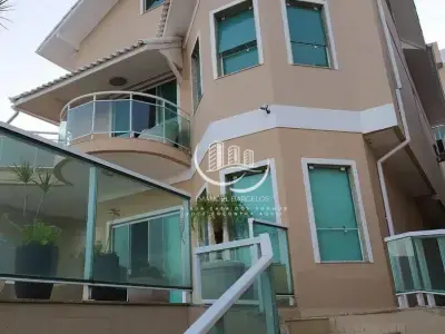 Casa de Condomínio com 4 quartos em Vale Dos Cristais, Macaé - 193m²