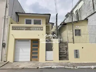 Casa com 12 quartos em Vila Campestre