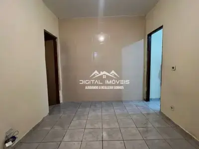 Casa com 2 quartos em Jardim Orly