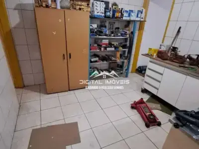 Sobrado com 5 quartos em Jardim Itapura