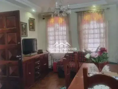 Sobrado com 2 quartos em Jardim Itapura