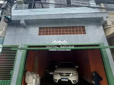 Casa com 4 quartos em Cidade Júlia