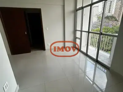 Imóveis em Funcionários