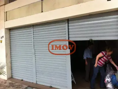 Loja com 0 quartos em Lourdes, Belo Horizonte - 240m²