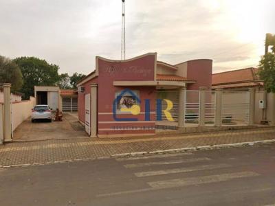 Casa com 0 quartos em Centro