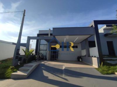 Casa de Condomínio com 2 quartos em Horto Florestal Villagio