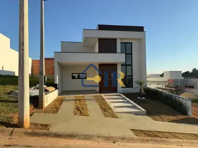 Casa de Condomínio com 2 quartos em Residencial Reserva Ipanema