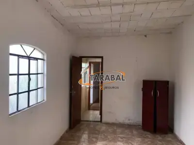 Casa com 5 quartos em Parque Riacho das Pedras, Contagem - 140m²