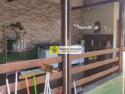 Casa com 6 quartos em Progresso, Matozinhos - 250m²