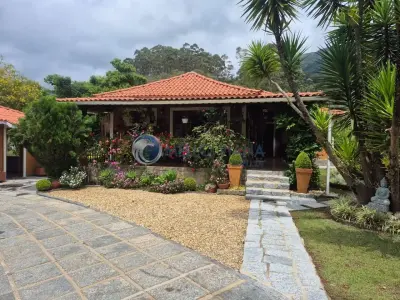 Chácara com 4 quartos em Zona Rural, Itamonte - 1200m²