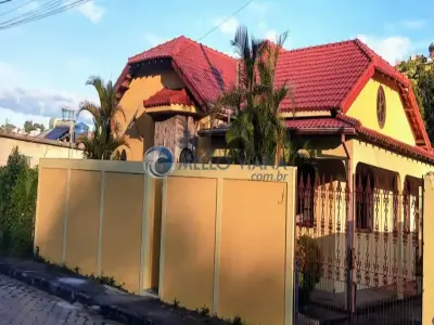 Casa com 3 quartos em Centro, Carmo de Minas - 227m²