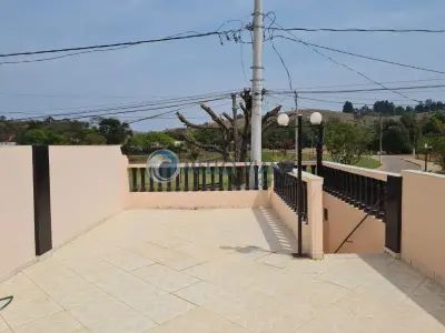 Casa com 4 quartos em Centro, Soledade de Minas - 130m²