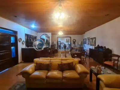 Casa com 7 quartos em Federal, SÃO LOURENÇO - 584m²