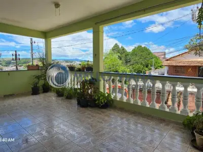 Casa com 4 quartos em Santa Terezinha, SÃO LOURENÇO - 182.69m²